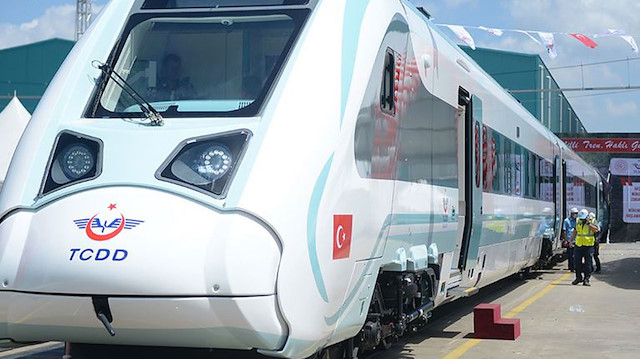  Türkiye'nin yerli lokomotif üretimi devam ediyor.