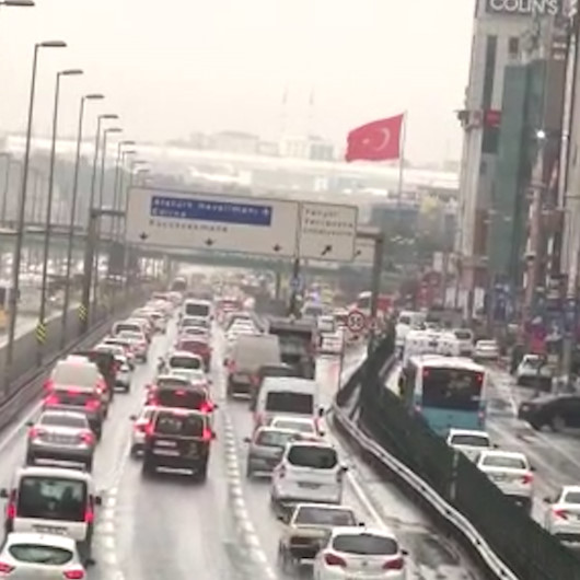 İstanbulda kısıtlama sonrası trafik yüzde 75i aştı