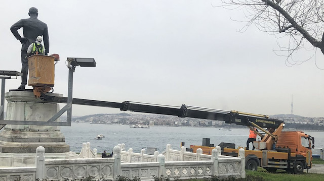 İBB, heykellerin bakımı için özel ekip kurdu.