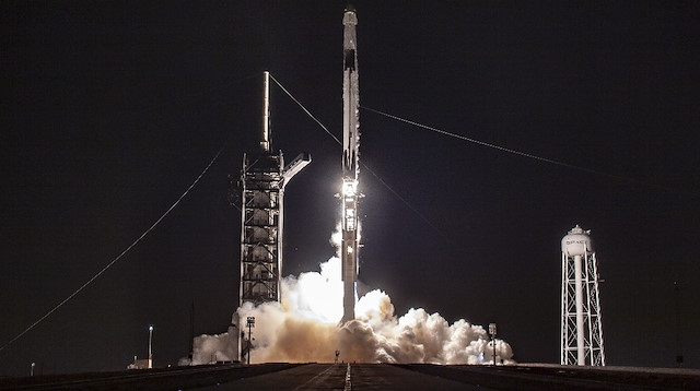 SpaceX rocket test flight ends with explosion