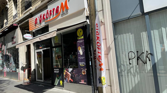 Fransa'da Türk restoranları PKK yanlılarının saldırısına uğradı.