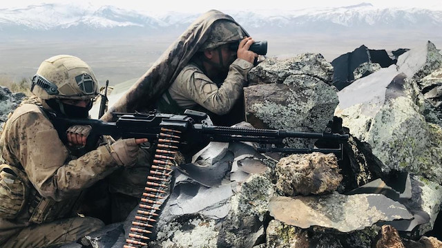 Güvenlik güçlerimiz, terör örgütlerine ağır darbeler vuruyor. 