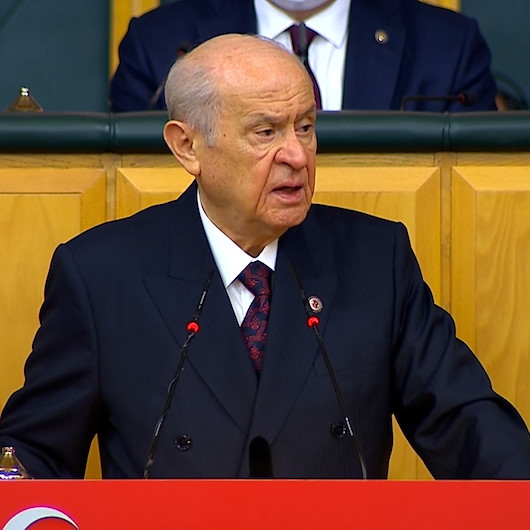 Devlet Bahçeli darbe imalı bildiri yayımlayan 104 emekli amirale açtı ağzını yumdu gözünü