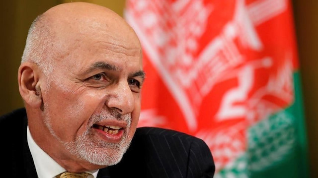 الرئيس الأفغاني يقترح تشكيل حكومة انتقالية بمشاركة طالبان