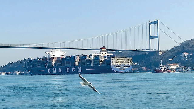 Montrö Boğazlar Sözleşmesi’nin tartışıldığı bir zamanda Denizcilik Genel Müdürlüğü, Türk Boğazları Deniz Trafik Düzeni Yönetmeliği’nin uygulanmasında yer alan alt mevzuatı revize etti.