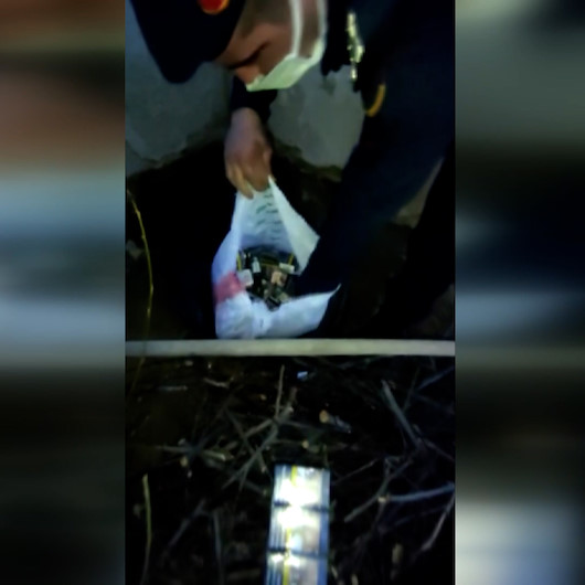 Çalıp cami bahçesine gömdükleri sigara ve çikolataları jandarma buldu
