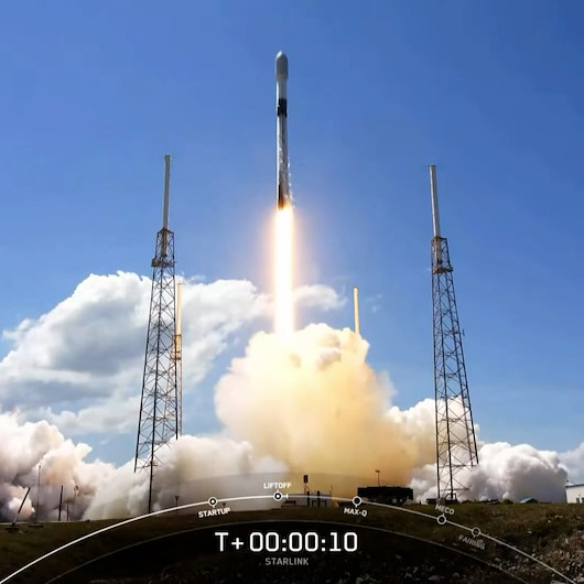 SpaceX uzaya 60 adet Starlink uydusu daha gönderdi