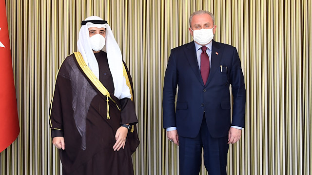  Turkish Parliament Speaker Mustafa Sentop (R) receives Kuwaiti Foreign and Cabinet Affairs Minister Ahmad Nasser Al Mohammad Al Sabah (L) at the Turkish Grand National Assembly, in Ankara