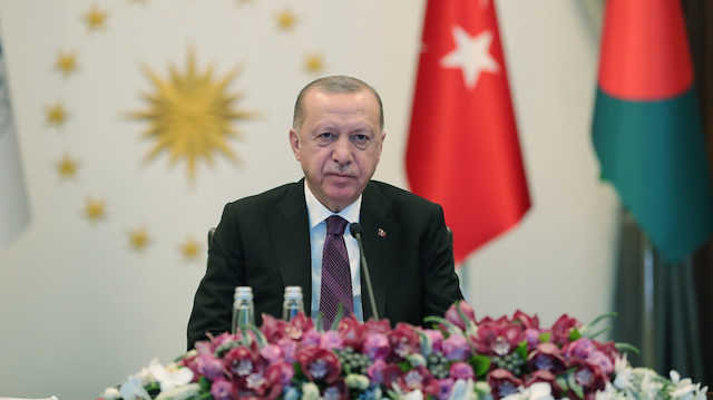 Cumhurbaşkanı Erdoğan, D-8 Teşkilatı 10. Zirve Toplantısı‘na canlı bağlantıyla katıldı.
