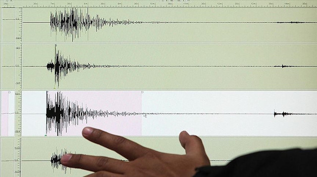 إندونيسيا.. زلزال بقوة 6.7 يضرب إقليم جاوة الشرقية