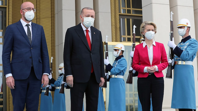 Cumhurbaşkanı Recep Tayyip Erdoğan, Avrupa Birliği (AB) Komisyonu Başkanı Ursula von der Leyen ve AB Konseyi Başkanı Charles Michel