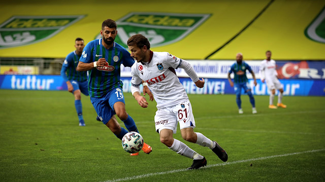 ​Çaykur Rizespor-Trabzonspor karşılaşmasından bir kare