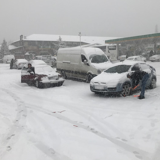 Nisan ayında kar sürprizi: 50 santimetreye ulaştı