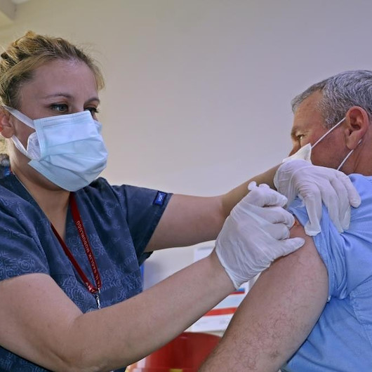 Aşı olanlar dikkat: Virüse yakalananlar yeniden olmak zorunda kalabilir
