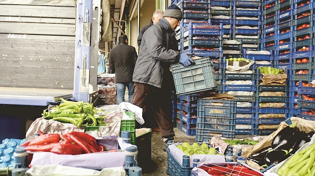 İstanbul’da 12 Mart - 9 Nisan döneminde sebze grubunda en çok artış yüzde 50’lik oranla göbek salata ve beef domateste görüldü.
