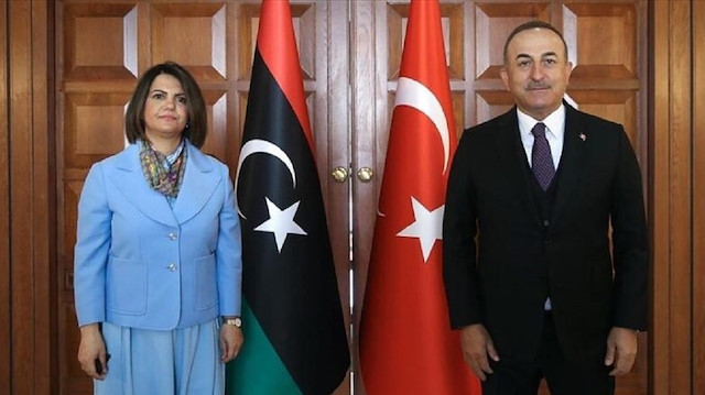 تشاووش أوغلو والمنقوش يبحثان تعزيز التعاون بين تركيا وليبيا