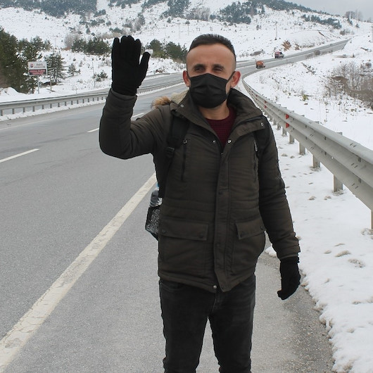 Sesini duyurmak için Kastamonudan İstanbula yürüyor: 1 günlük evlilik yüzünden 4 yıldır ödenen nafaka