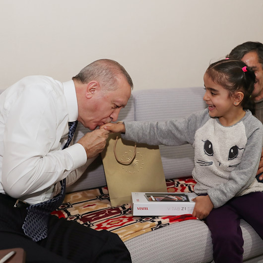 Cumhurbaşkanı Erdoğanın iftar fotoğrafı yürekleri ısıttı