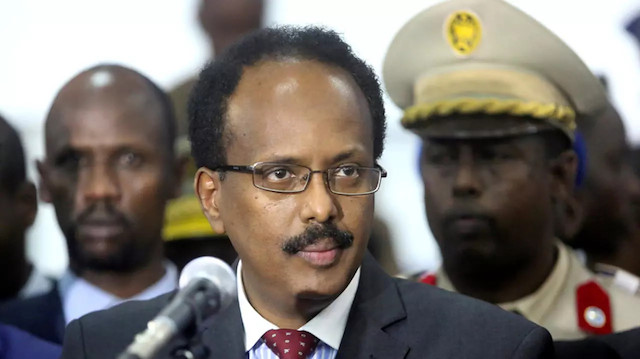 الرئيس الصومالي يوقع قانونًا لإجراء انتخابات مباشرة خلال عامين