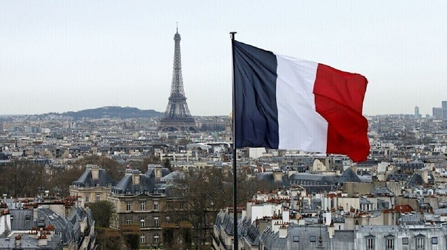 فرنسا تنصح رعاياها بمغادرة باكستان مؤقتًا 