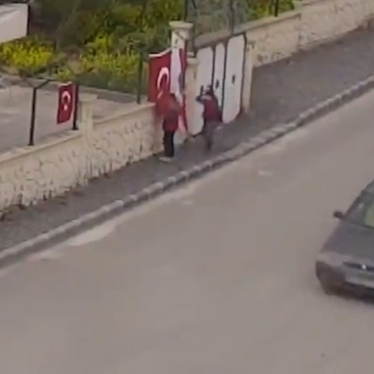 Vatan Evlatları: Batmanlı çocukların bayrak sevgisi kamerada