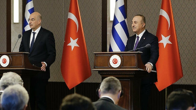 ​إعلام يوناني: تصريحات وزير الخارجية ضد تركيا جاءت بتعليمات من ميتسوتاكيس