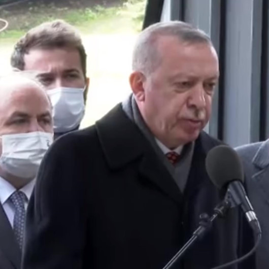 Cumhurbaşkanı Erdoğandan Özalın kabri başında Kuran-ı Kerim tilaveti