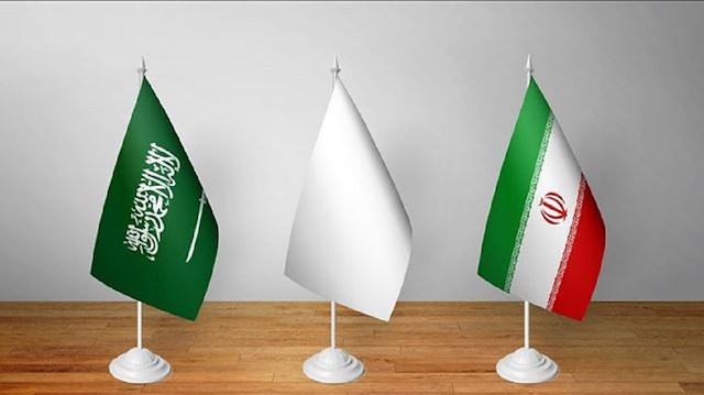 "فاينانشال تايمز" تكشف عن محادثات سعودية إيرانية مباشرة