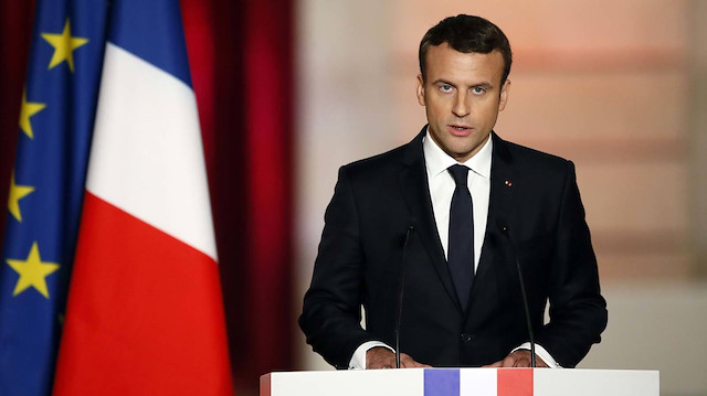 Fransa Cumhurbaşkanı Emmanuel Macron, ülkesinin Cezayir'deki sömürge tarihiyle yüzleşme girişimi başlatmıştı. Ancak özür dilenmeyeceği belirtilmişti.

