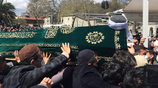 Hüsnü Bayramoğlu'nun cenazesi Eyüp Sultan Camii'nden kalktı