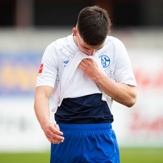 Almanya'nın köklü kulübü Schalke 04 küme düştü