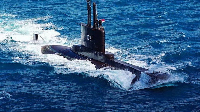 Kayıp denizaltıyı arama kurtarma çalışmaları devam ediyor