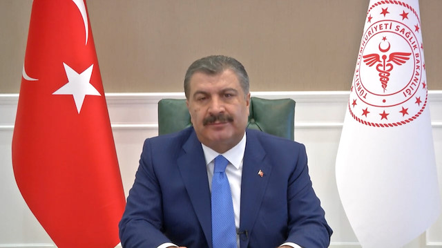 Sağlık Bakanı Fahrettin Koca: Vaka sayılarındaki artış hızı azaldı