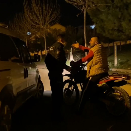 Polisten kaçan sürücü motosikleti bozulunca yakayı ele verdi