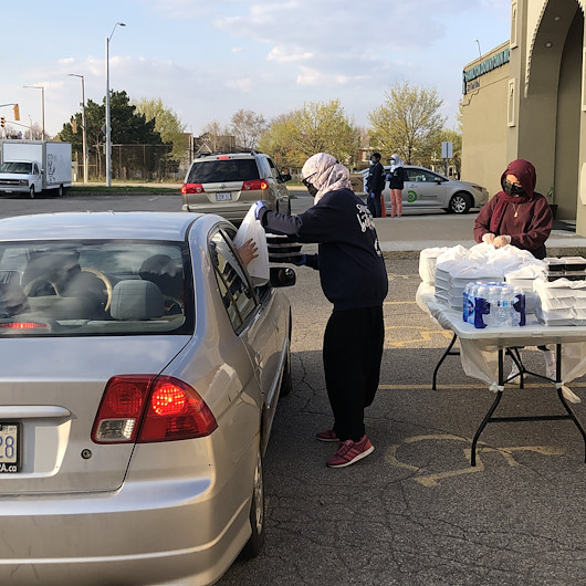 Kanada’da korona gölgesinde ramazan: Mobil iftarla Müslümanlara ulaşıyorlar