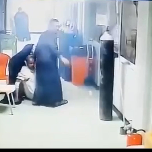 Bağdatta 40a yakın koronavirüs hastasının öldüğü hastanede yangının çıkma anı böyle kaydedildi