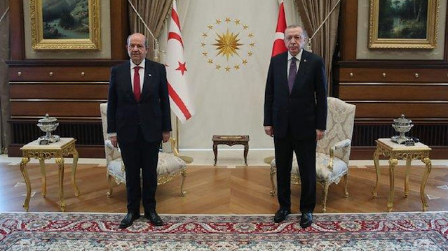 Cumhurbaşkanı Erdoğan, KKTC Cumhurbaşkanı Tatar ile bir araya geldi.