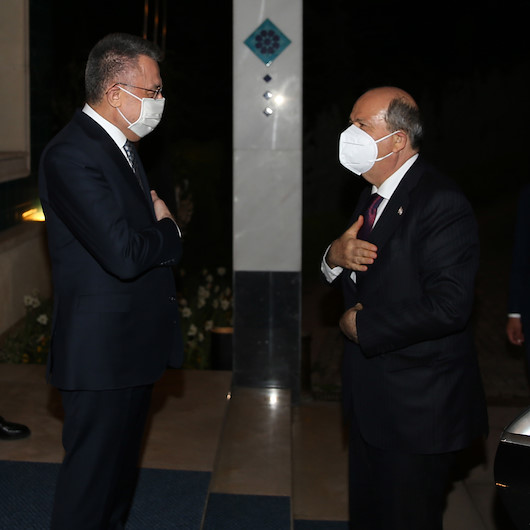 Cumhurbaşkanı Yardımcısı Oktay, KKTC Cumhurbaşkanı Tatar ile bir araya geldi