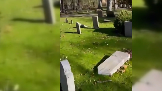İsveç'te Müslüman mezarlığına saldırı: 10 mezar taşını tahrip ettiler