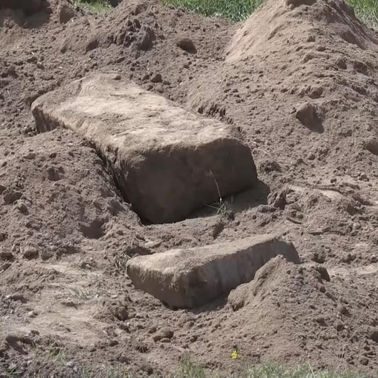 Kayseride yapılan inşaat kazısında lahit bulundu