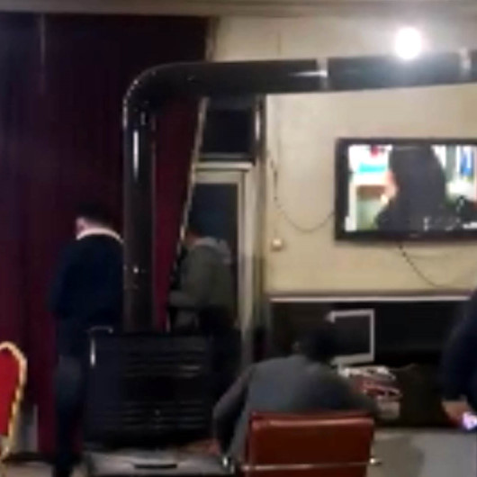 Kahramanmaraşta derneğe koronavirüs baskını: Polisi görünce balkondan kaçmaya çalıştı