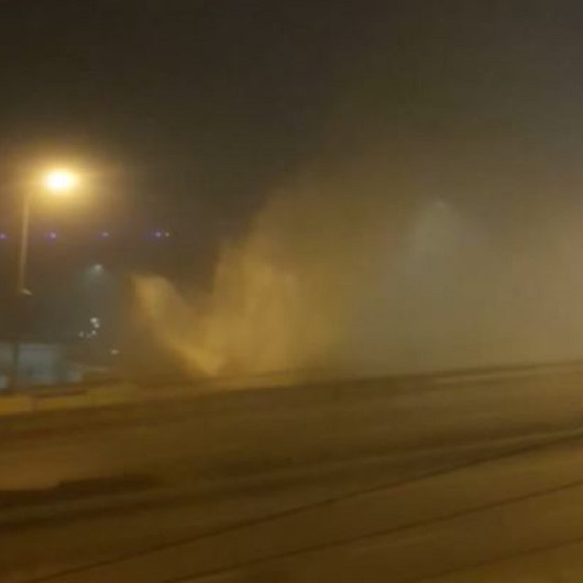 Karadeniz Sahilyolunda isale hattı patladı: Çöken yol trafiğe kapandı