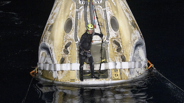 NASA ve SpaceX astronotları Dünya'ya geri döndü
