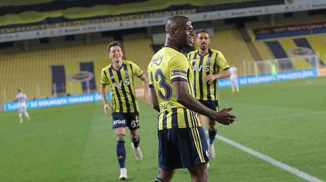 Enner Valencia ve takım arkadaşlarının gol sevinci.