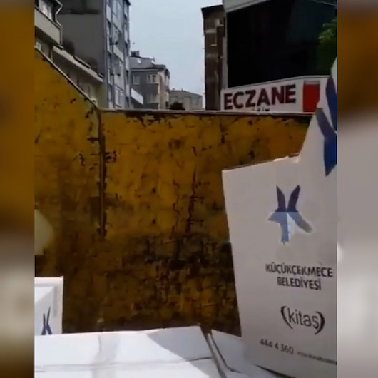 Küçükçekmece Belediyesinin gıda paketlerini çöp arabasıyla dağıttığı ortaya çıktı