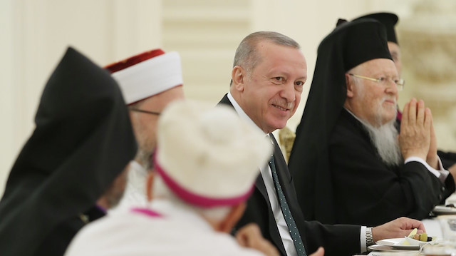 Cumhurbaşkanı Recep Tayyip Erdoğan, dün azınlık cemaatlerinin temsilcileri ile iftar yemeğinde bir araya geldi.