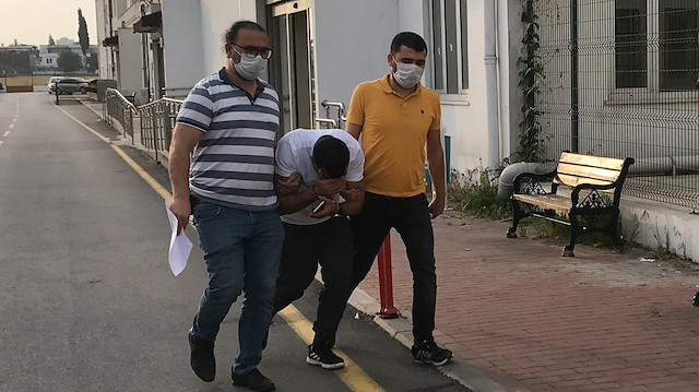 Adana’da haklarında kesinleşmiş hapis cezası bulunan ve çeşitli suçlardan aranan 98 firariye yönelik operasyon düzenlendi. 