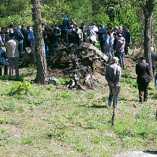 Baba-oğul bir hafta arayla koronavirüsten hayatını kaybetti