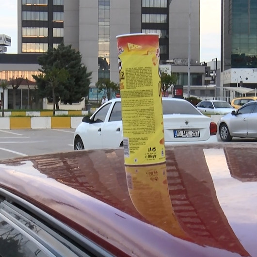 Çöp sanıp atacaktı: İçine bakınca hayretler içinde kaldı