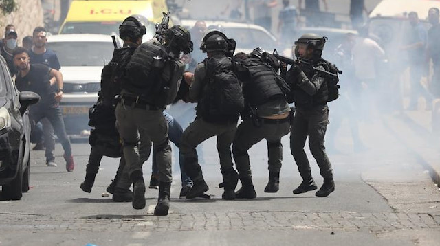 İsrail askerleri Filistinlilerin Batı Şeria'daki protestosuna müdahale etti. 